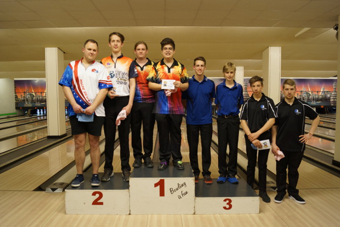 2017 Jugend-Erwachsenen Turnier Reutlingen Platz 1-4